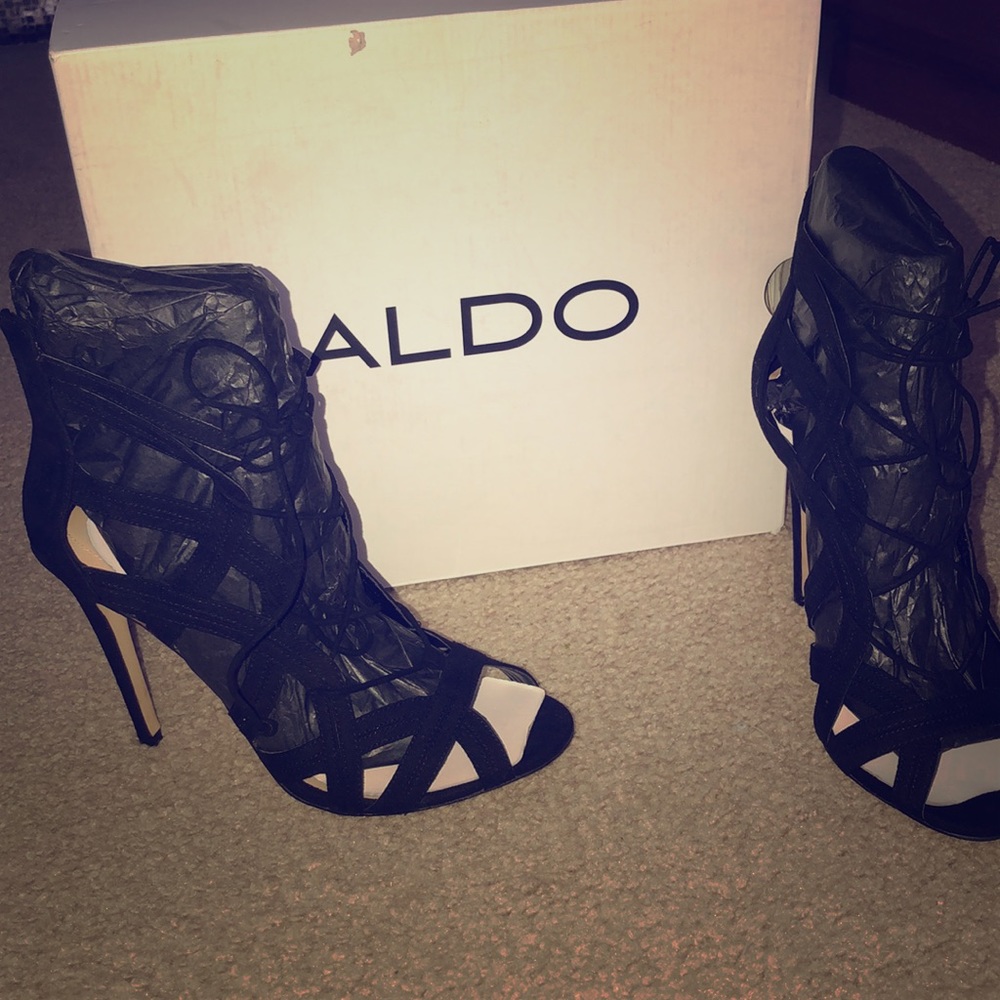 Aldo Tie Heels